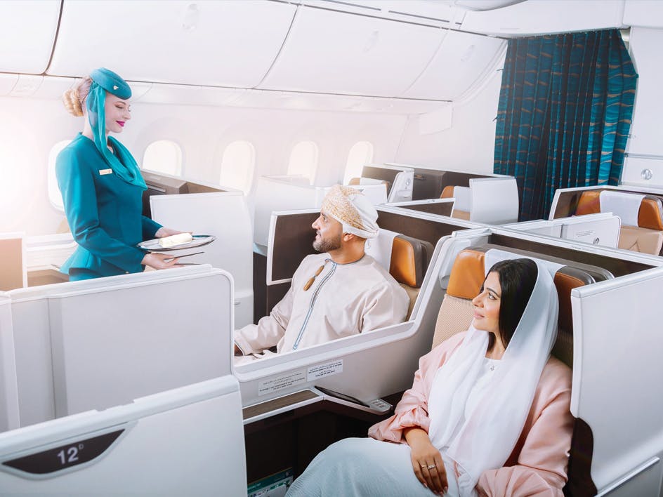 oman-air-busi.jpg
